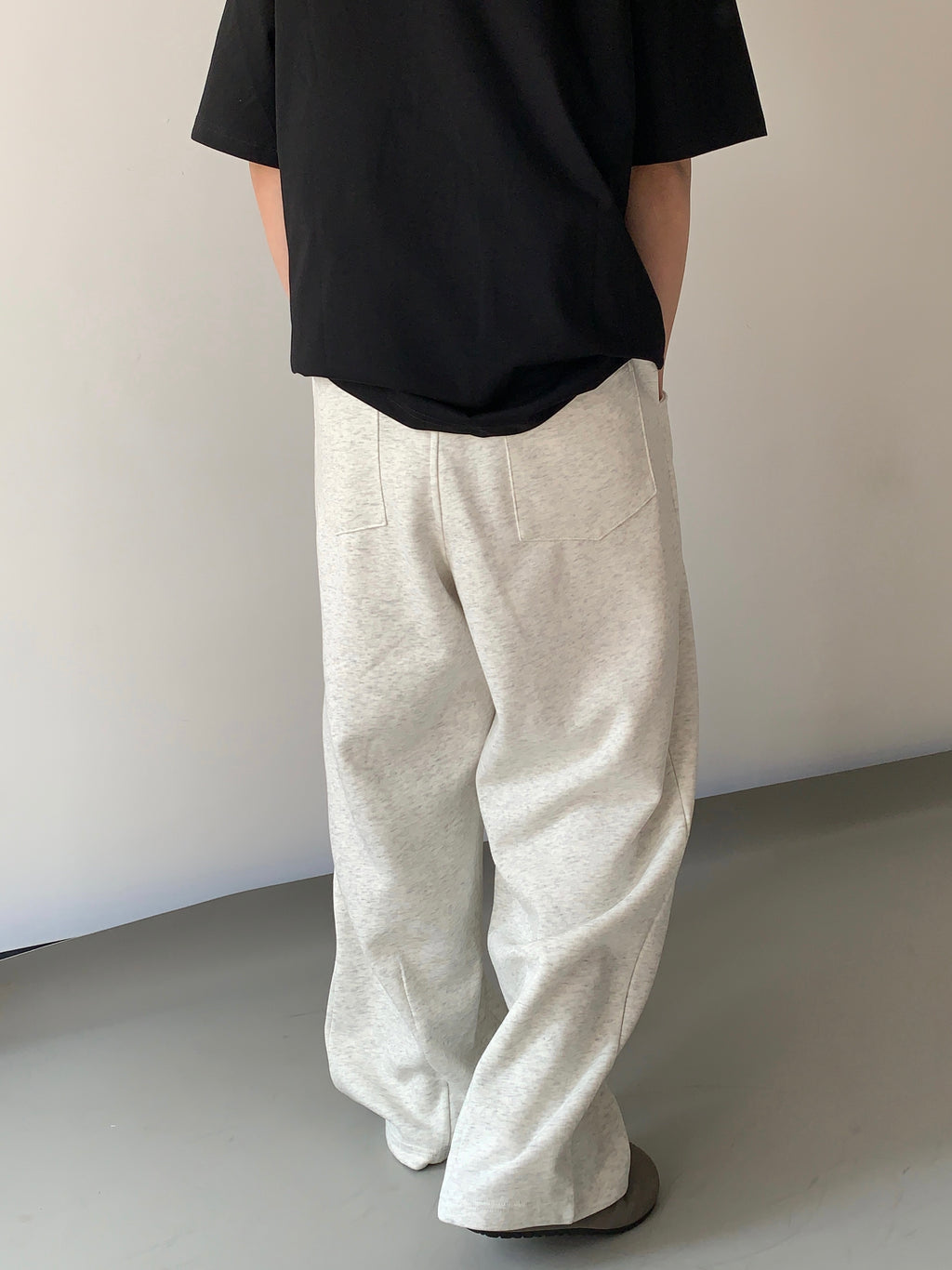 WIDE SOFT FLEECE SWEAT PANTS